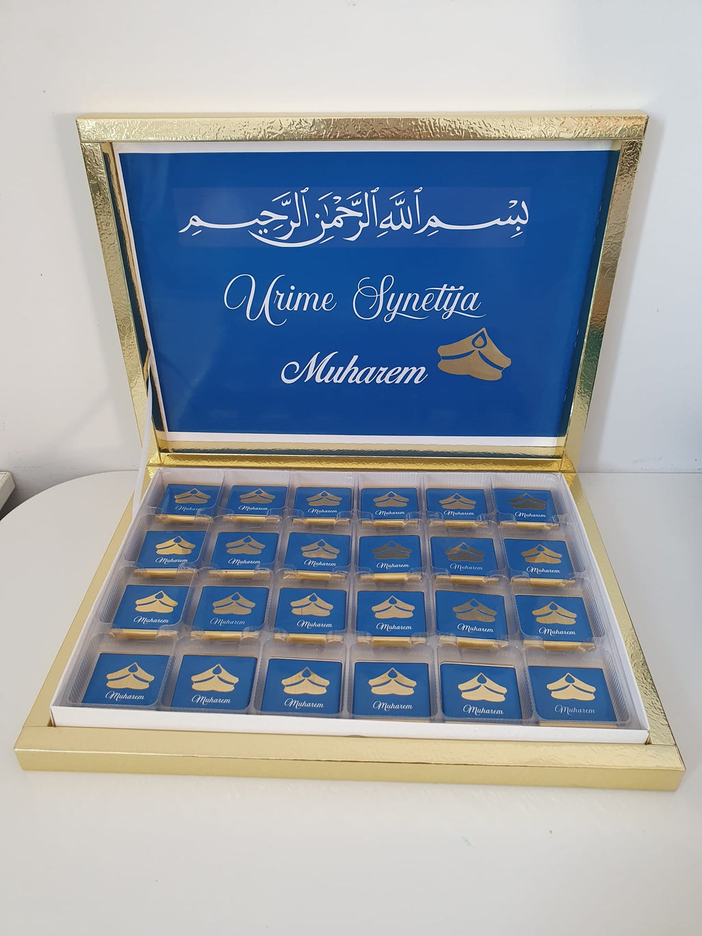 Personalisierte Schoko Box (Sünnet) | dunkelblau/Gold